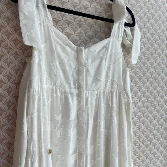 Stephanie Frill Maxi Dress by We Are Kindred - Picture 9 of 11